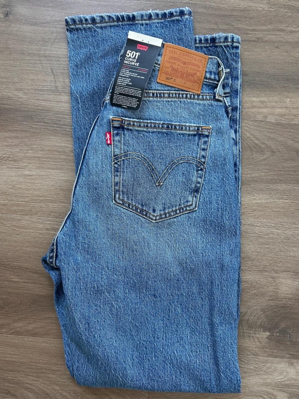 Levi’s 501 curve jeans